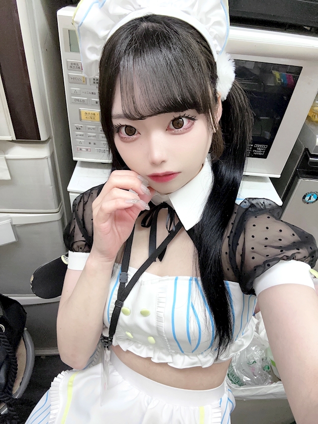 プロフィール写真4・サナ【西新宿シナリオ】｜