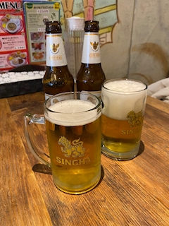 はな「🇹🇭🍽😋」