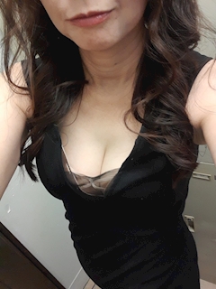 プロフィール写真2・リナ(昼)|mrs.J 四日市・ミセスジェイ ヨッカイチ - 三重 四日市の熟女パブ/熟女キャバクラ