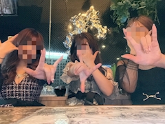 暁ありさ「🥟🥟🥟」