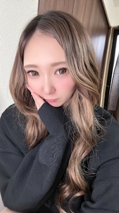 ♔ 𝐋𝐢𝐋𝐢𝐂𝐚 ♔「昨日はお休みもらってました」