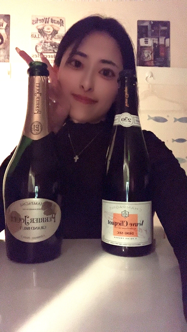 プロフィール写真3・あかね店長｜