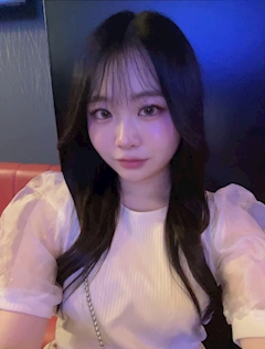 プロフィール写真3・ななみ|梅田のスナック・エニータイム