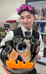 たくや