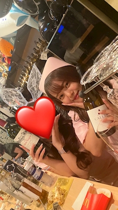 みさき「今年のハロウィン何着よう？？🎃͙」