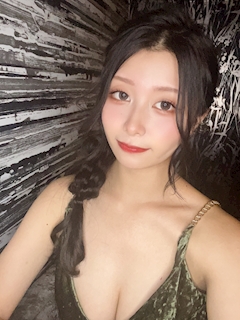 プロフィール写真3・黒木 アリサ|MONDO LUI・モンドルイ - 小倉・鍛冶町のキャバクラ