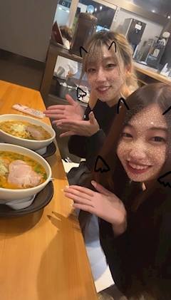朝比奈 るる「🤍🤍🤍」