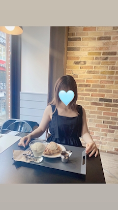 プロフィール写真1・もも｜CLASSIC・クラシック - 渋谷のキャバクラ