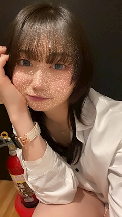 プロフィール写真6・りん｜Girl's Bar Bellux・ベルクス - 名古屋 名駅のガールズバー