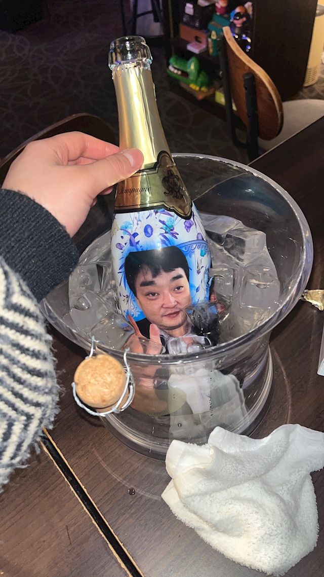 プロフィール写真2・不定期【池袋しゃいん】｜