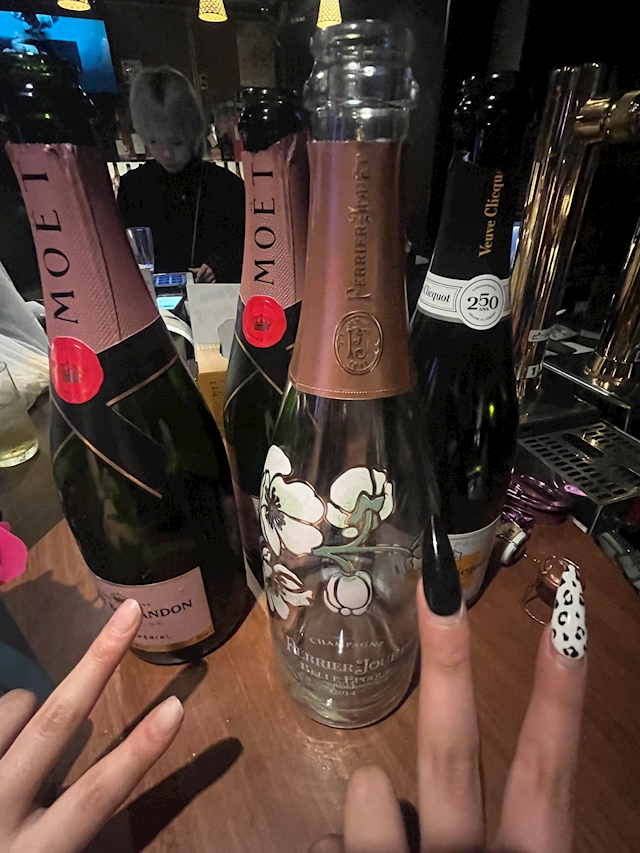 プロフィール写真7・不定期【池袋しゃいん】｜