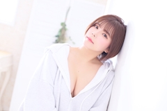 プロフィール写真8・オーナーなつみ|GIFT・ギフト - すすきのガールズバー