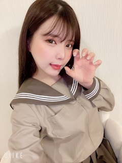プロフィール写真9・オーナーなつみ|GIFT・ギフト - すすきのガールズバー