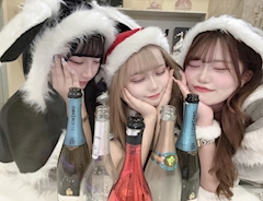 りず🎀 ̖́-‬「います！」