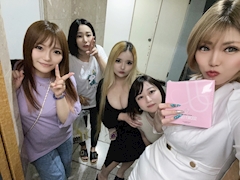 三嶋 七菜「木曜日も営業中🐣🧡🧡🧡」