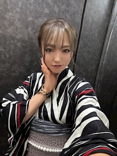 プロフィール写真5・りさ|Lounge Chloē・クロエ - 豊橋のキャバクラ