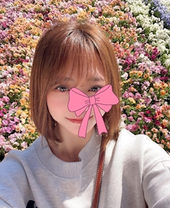 隣乃　かれん「隣乃かれんです🔨」