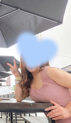 プロフィール写真1・まき｜LOUNGE & BAR HANABI・ハナビ - 池袋西口のパブ/スナック