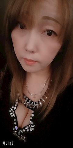 プロフィール写真2・沙奈|パブスナック チャック - JR宇都宮のパブ/スナック