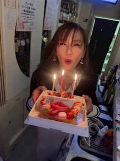 由美「いよいよ明日、すっごく不安…」
