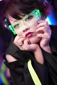 プロフィール写真4・カシス💚 Succubus＆Angel Morrigan｜Succubus&Angel MORRIGAN・サキュバスアンドエンジェル モリガン - ミナミのコンカフェ