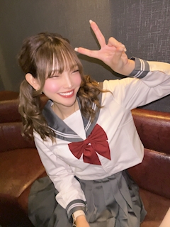 プロフィール写真8・愛原なみ|新橋キャバクラ キング・アンド・クイーン