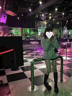 プロフィール写真3・かえで｜ガールズバー・MIX 烏丸