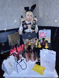 ふゆの🐇「バースデーありがとうございました🥺💞」