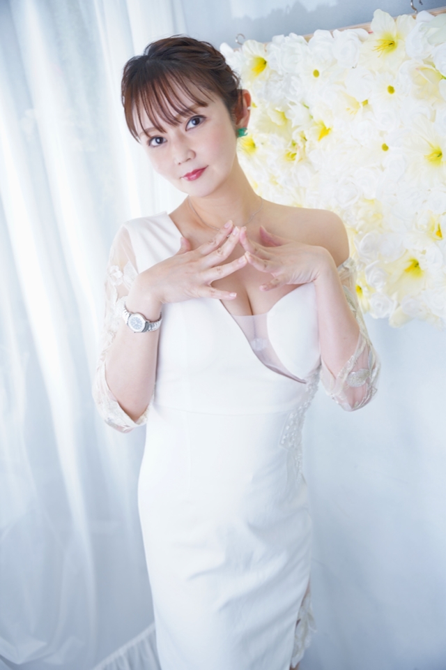 プロフィール写真2・七瀬 えみり｜