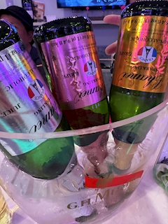 プロフィール写真11・あいる｜フェスティバル 裏なんば店 - 裏なんばのガールズバー