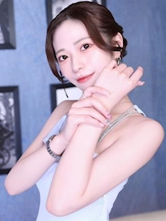 プロフィール写真1・みい｜新横浜 キャバクラ・エルミネ