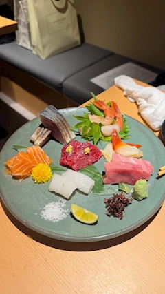 めい【THE LOUNGE】