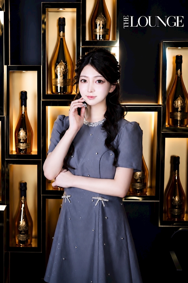 プロフィール写真3・めい【THE LOUNGE】｜