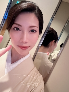 プロフィール写真6・彩乃ママ｜スナックAyA・スナックアヤ - 北新地のスナック