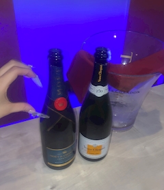 プロフィール写真3・みこと😺｜girls bar mone・モネ - 門前仲町のガールズバー