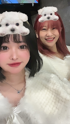 さく 推し推せっ！「お店の女の子達と🎀👩‍❤️‍👩」