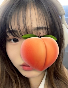 プロフィール写真12・ももか🍑｜Girl’s Bar Bee・ビー - 元住吉のガールズバー