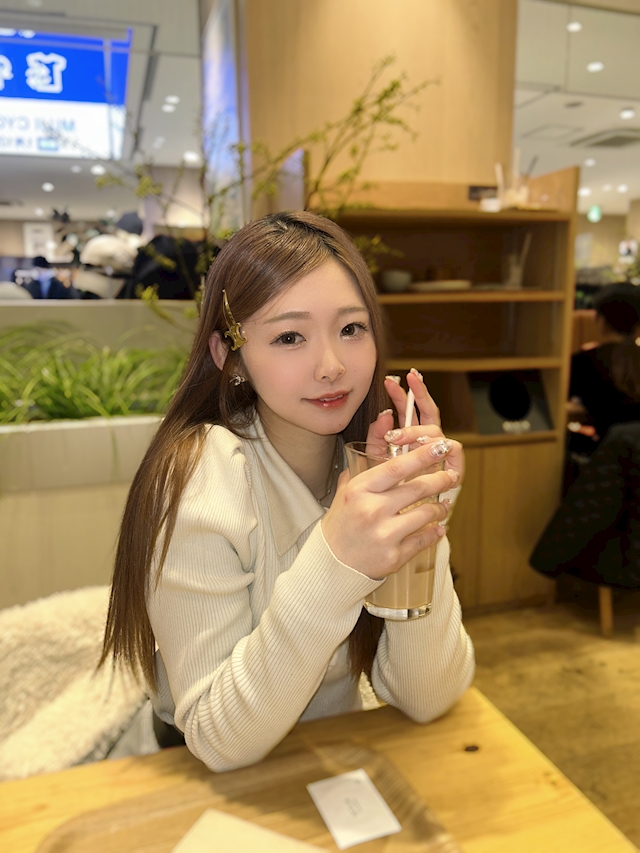 プロフィール写真3・あやは｜