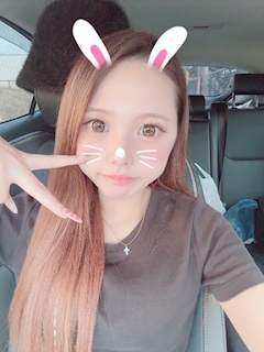 愛咲ユミ