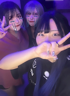 ゆな「新人ちゃんいてます＼^ ̫ -♡」