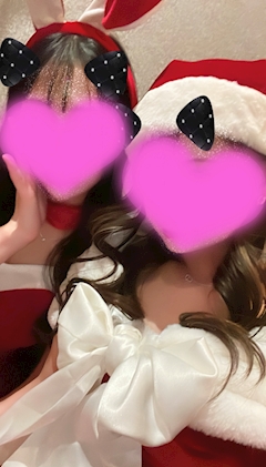 まなみ「なんか普通に過ごしてたんですが...今日って大晦日だったんですね。。いやちゃんと、明日が1月1日だってこともわかってたし、深夜のCDTVには推しの可愛い女の子が出るから、絶対見なきゃなーとか思ってたんですよ。でもなんか違かったんです。なんでかな家族で今年はクリスマスにケーキもアイスもごちそうも食べれ」