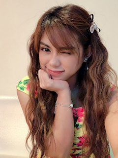 プロフィール写真8・Mirei 🌺｜CLUB PARIS・パリス - 名古屋 栄のインターナショナルパブ