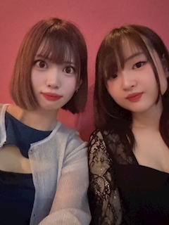 めい「8時出勤組で撮りました✌️」