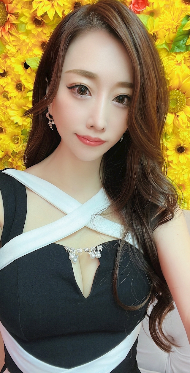 プロフィール写真2・‪柊 ふうか🦋.*˚𓂃🎀𓈒 𓂂𓏸｜錦 キャバクラ・Mrs.CAFE 離宮