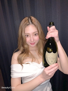 プロフィール写真5・雨音 月｜REIMS・ランス - 名古屋 今池のガールズバー