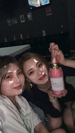 さくら「🍾✴︎ .。」