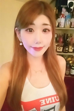 プロフィール写真6・🍅いずみ🫐【～PREMIER～】｜PREMIER・プレミア - 銀座のパブ/スナック