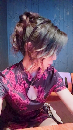 プロフィール写真1・流川 かおり|熟女キャバクラ ROSSER・ロジェ - 中洲の熟女キャバクラ