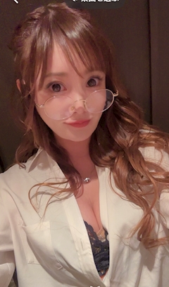 プロフィール写真14・ひな|CLUB S・エス - 銀座のキャバクラ
