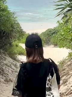 プロフィール写真4・あり｜AILAND - 宮古島のキャバクラ